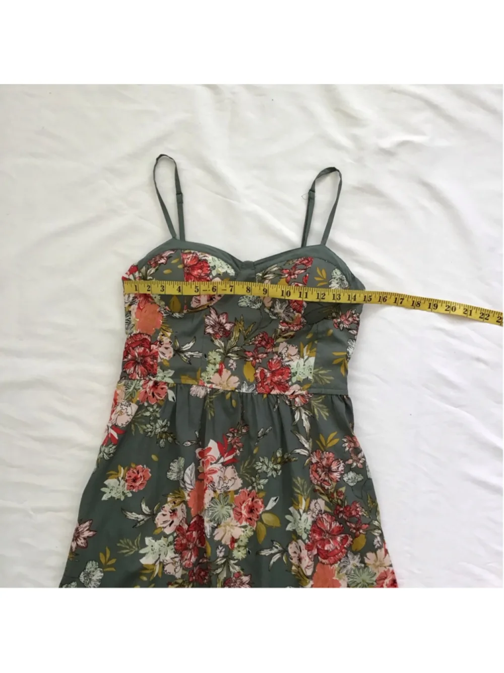 Band of the Free Women Elegant Green Floral Spaghetti Straps Maxi Dress M